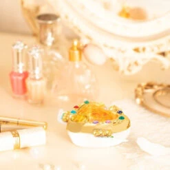 Bandai Pretty Guardian Sailor Moon Eternal Moon Article Jewelry Case -Toy Model Shop 1000127205 5 43055.1536903959