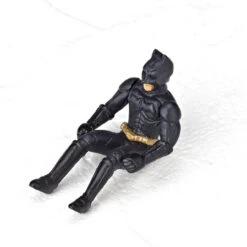 Revoltech Sci-Fi 051 The Bat Batman -Toy Model Shop 41MokzQ5vML 05972.1470723396