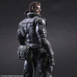 SQUARE ENIX Play Arts Kai Venom Snake Sneaking Suit Ver