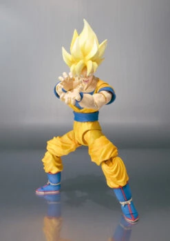 S.H.Figuarts Super Saiyan Son Goku Dragonball Z Action Figure By BANDAI 10 S.H.Figuarts Super Saiyan Son Goku Dragonball Z Action Figure By BANDAI -Toy Model Shop item 0000001216 01 84643.1439275253