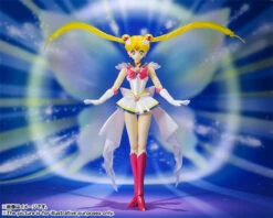 S.H.Figuarts Super Sailor Moon By BANDAI