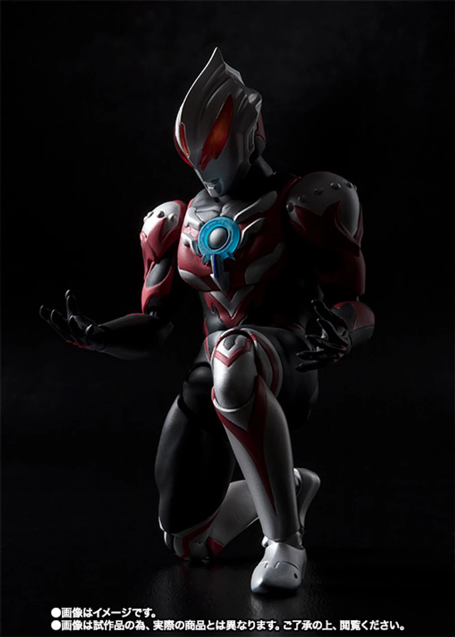 Bandai S.H.Figuarts Ultraman ORB Thunder Breastar Action Figure (Completed) 9 Bandai S.H.Figuarts Ultraman ORB Thunder Breastar Action Figure (Completed) - Image 7