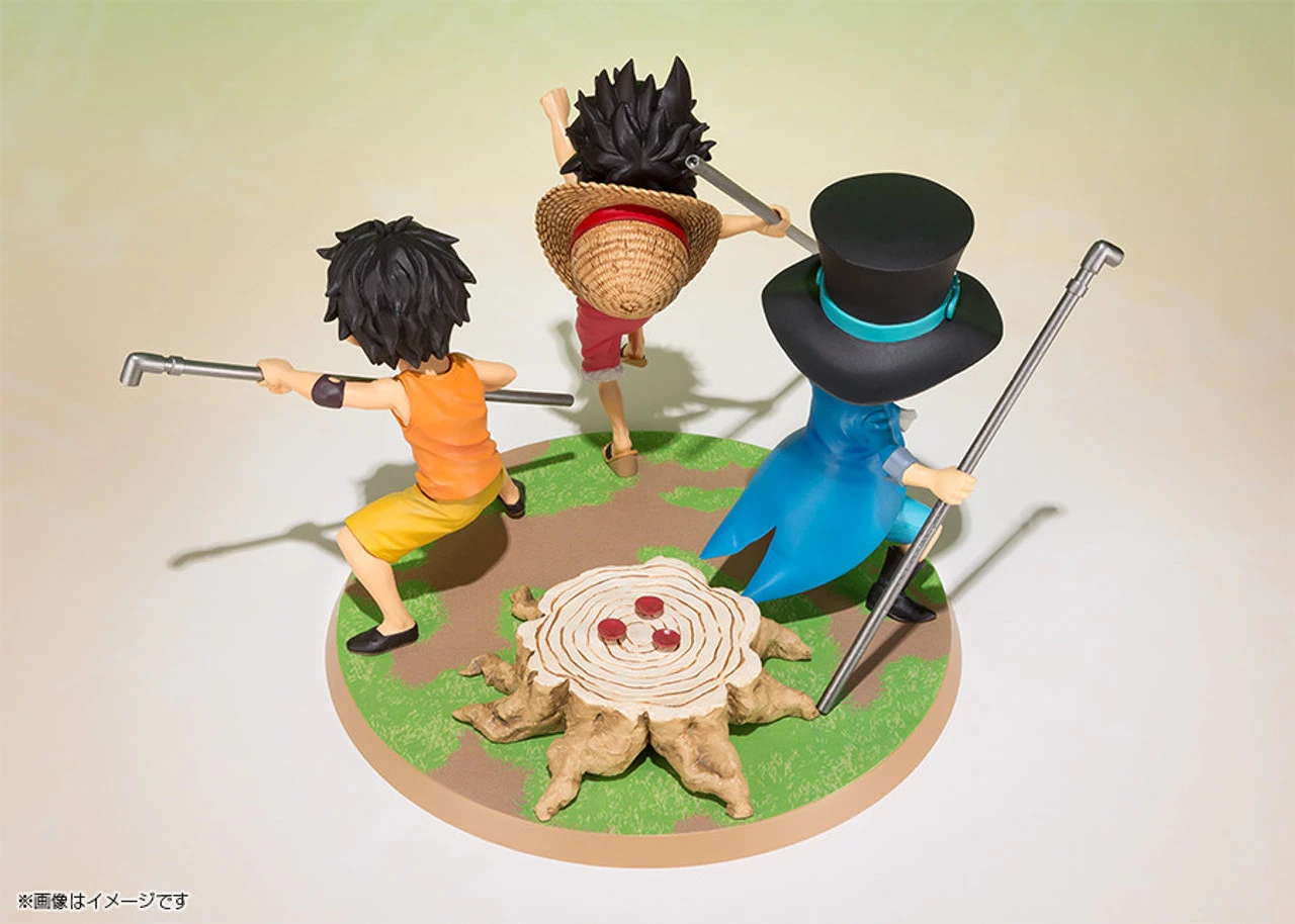 Bandai Figuarts Zero Luffy/Ace/Sabo Promise Of Sworn Brother PVC Figure 4 Bandai Figuarts Zero Luffy/Ace/Sabo Promise Of Sworn Brother PVC Figure - Image 2
