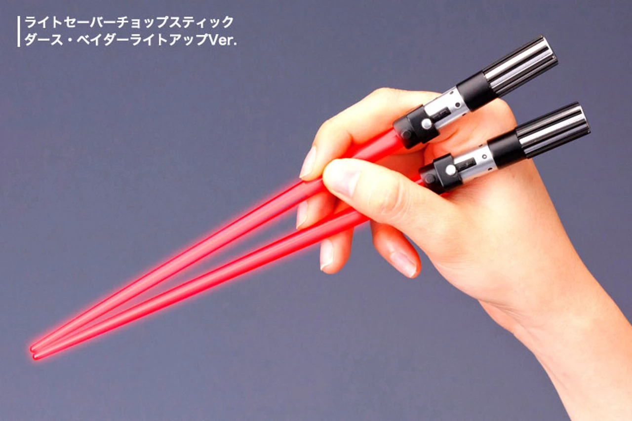 Kotobukiya Star Wars Lightsaber Chopstick(Darth Vader Red)&(Luke Skywalker Blue)Light Up Renewal 6 Kotobukiya Star Wars Lightsaber Chopstick(Darth Vader Red)&(Luke Skywalker Blue)Light Up Renewal - Image 4